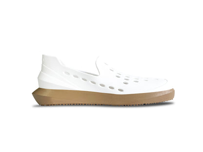 Strato Swank in White / Gum