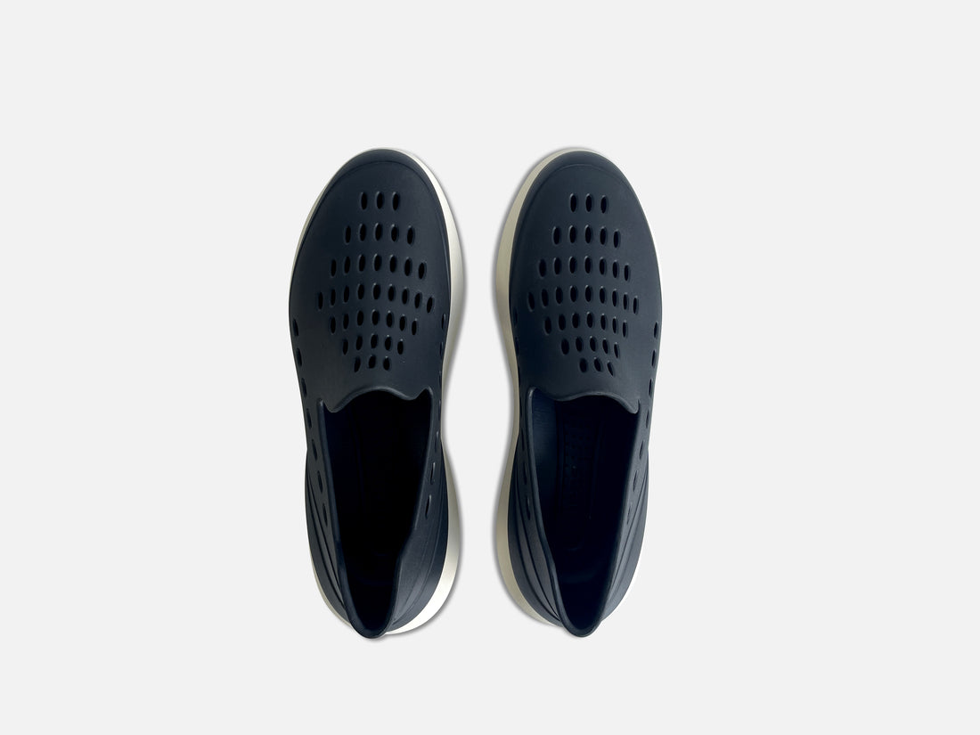 blue stratofootwear