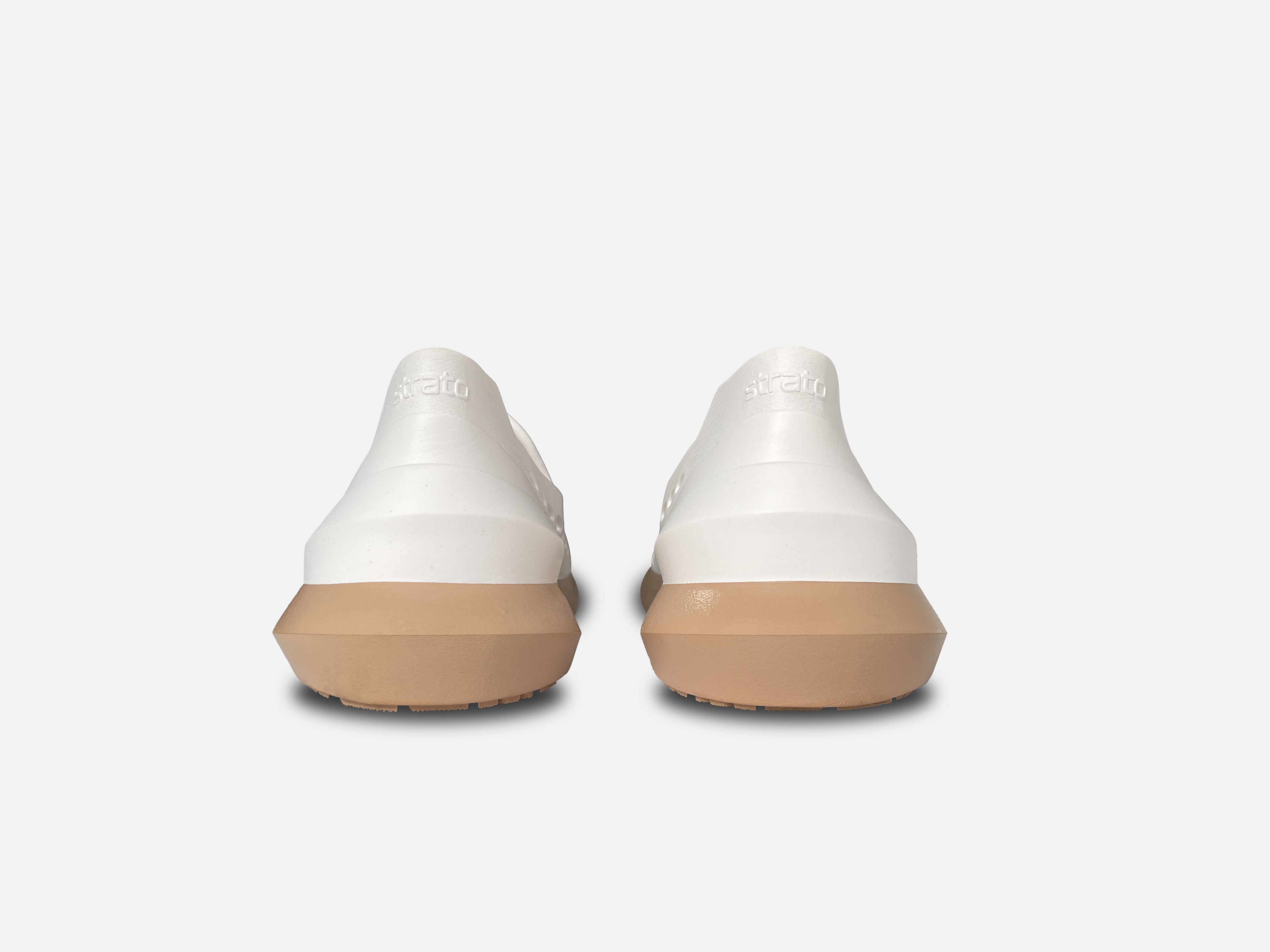 Strato Swank in White / Gum